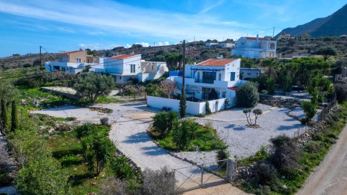 Image No.5-2 Bed Villa for sale