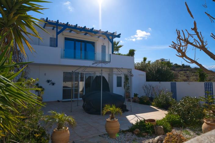 Image No.7-2 Bed Villa for sale