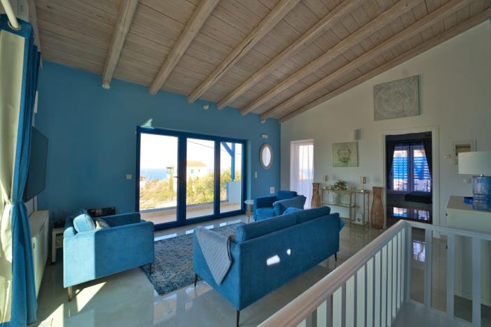 Image No.10-2 Bed Villa for sale