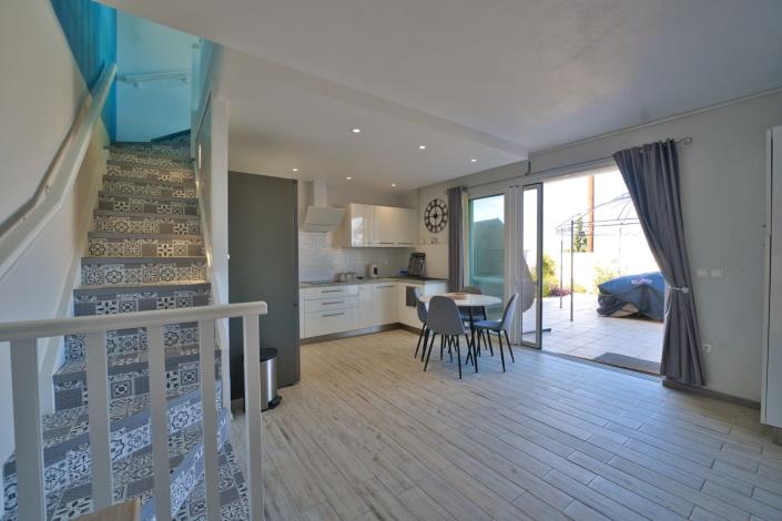 Image No.19-2 Bed Villa for sale