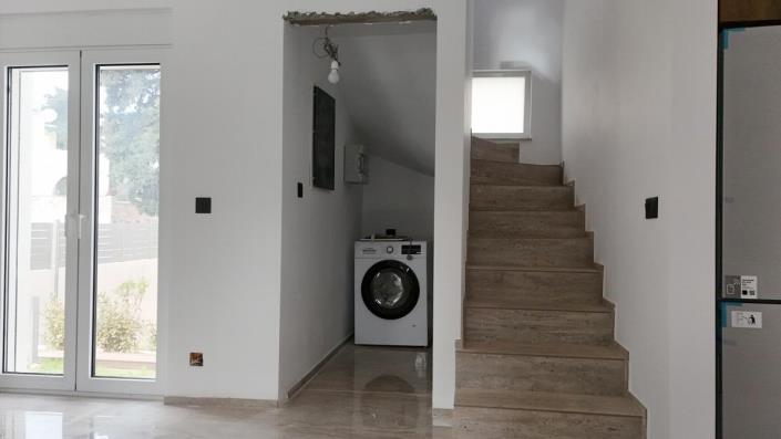 Image No.8-2 Bed Villa for sale