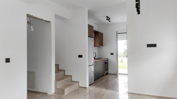 Image No.11-2 Bed Villa for sale