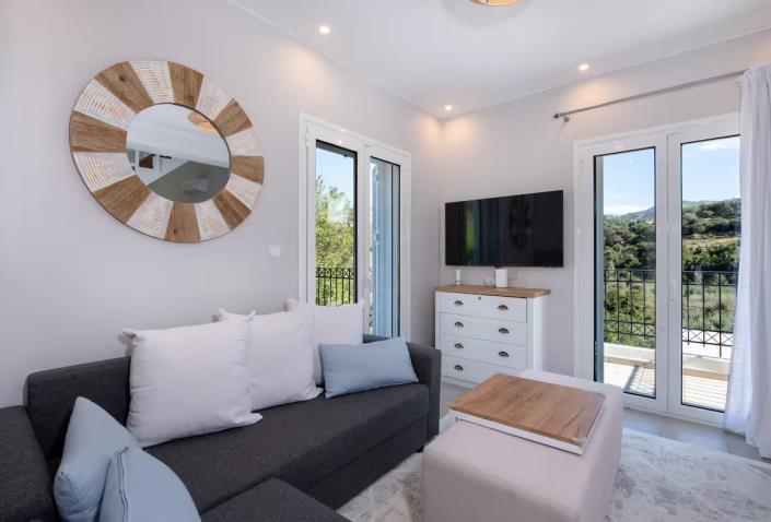 Image No.6-Villa de 2 chambres à vendre à Almyrida