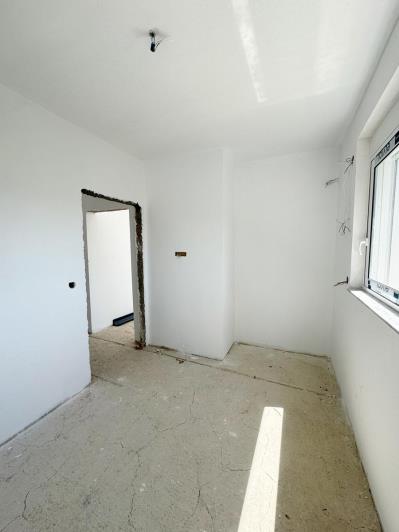 Image No.6-2 Bed Villa for sale