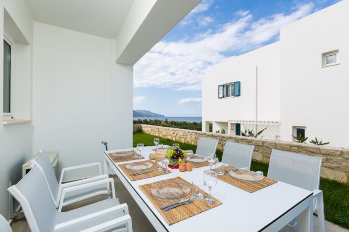 Image No.9-3 Bed House for sale