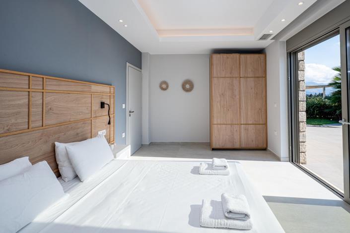 Image No.12-2 Bed Villa for sale