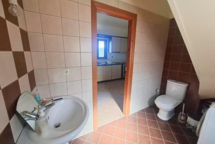 Image No.11-2 Bed House for sale