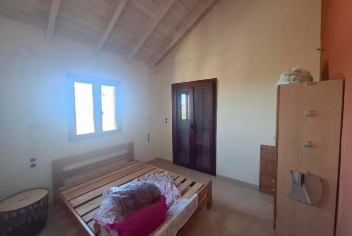 Image No.22-2 Bed House for sale