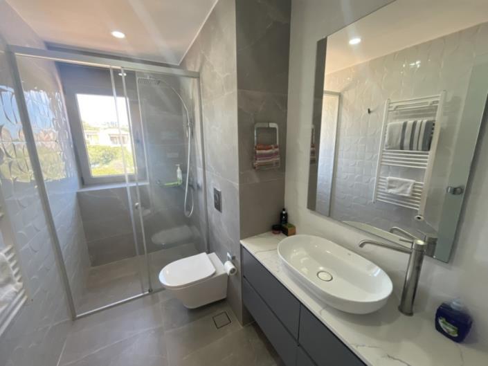 Image No.11-3 Bed Villa for sale