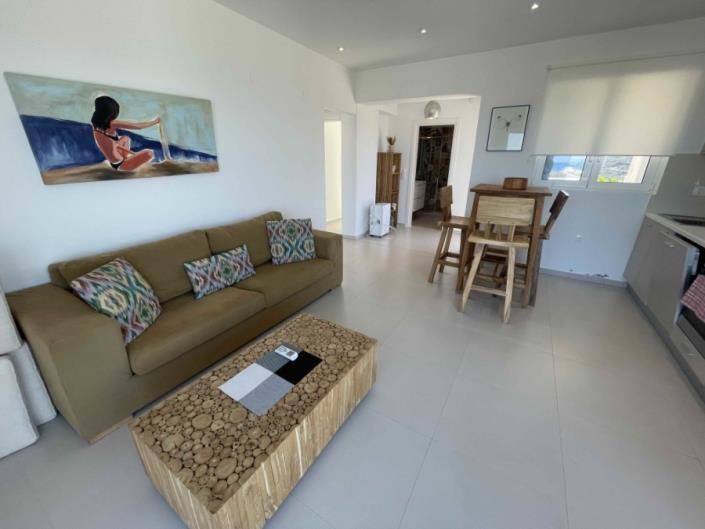 Image No.6-2 Bed House for sale