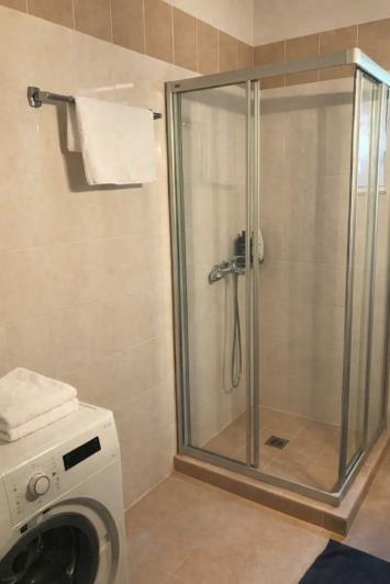 Image No.7-2 Bed Villa for sale