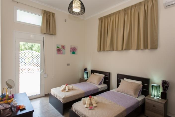 Image No.10-4 Bed Apartment for sale