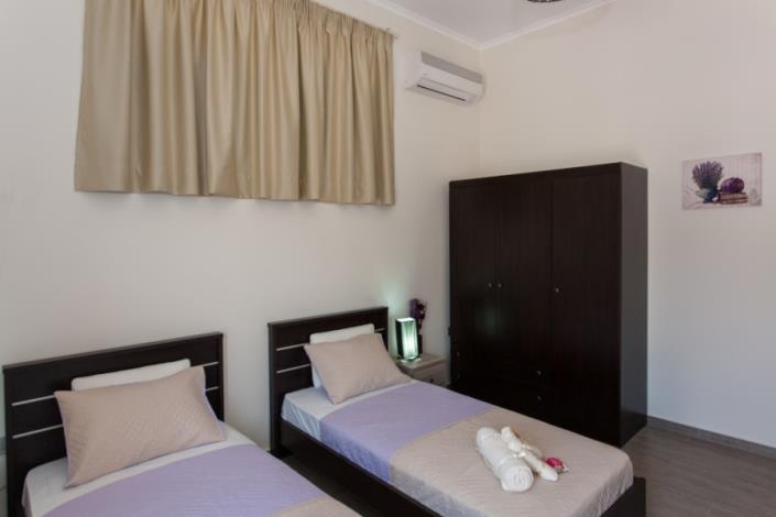 Image No.11-4 Bed Apartment for sale