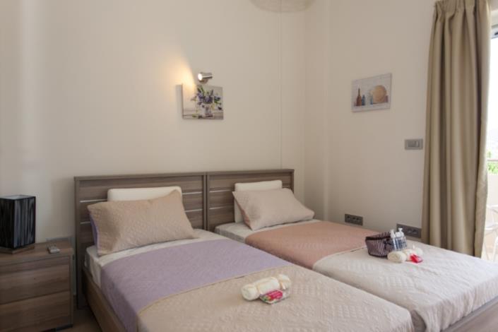 Image No.13-4 Bed Apartment for sale