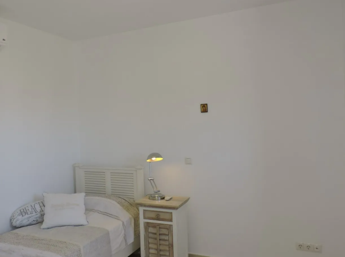 Image No.18-2 Bed Villa for sale