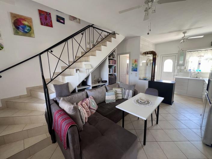 Image No.4-2 Bed House for sale