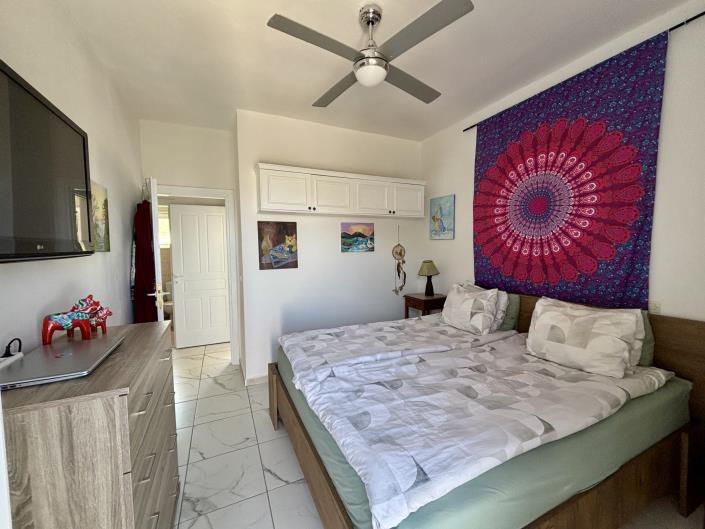 Image No.14-2 Bed House for sale