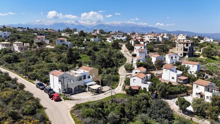 Image No.20-2 Bed House for sale