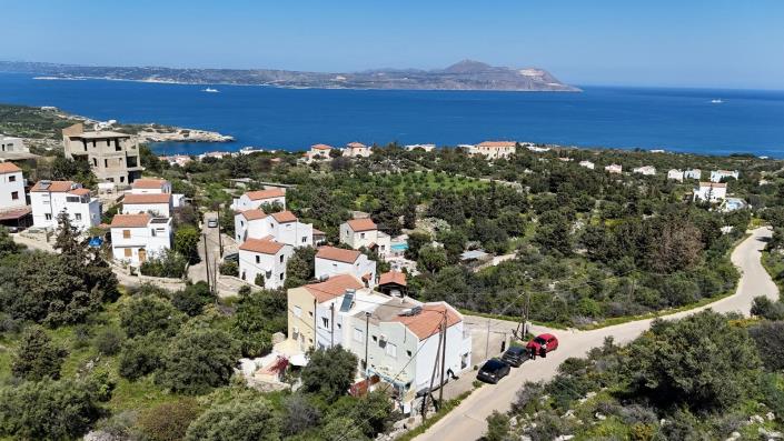 Image No.21-2 Bed House for sale