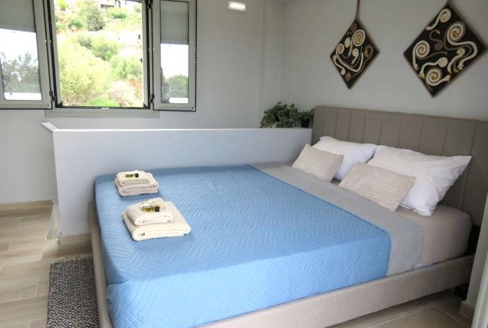 Image No.13-1 Bed House for sale
