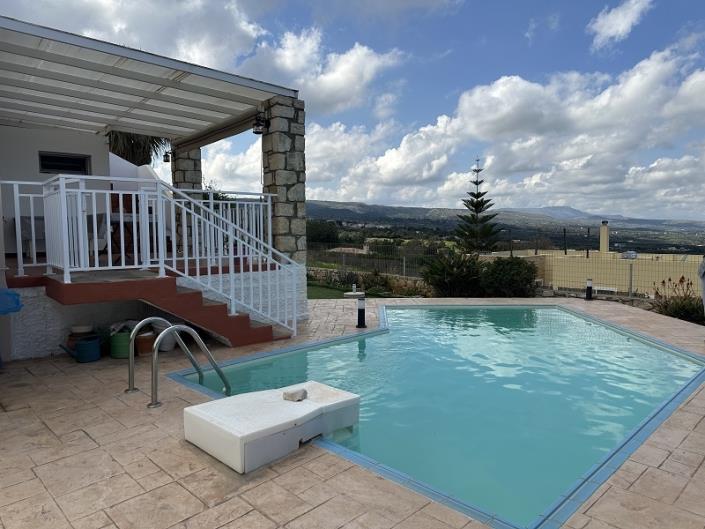 Image No.3-3 Bed Villa for sale
