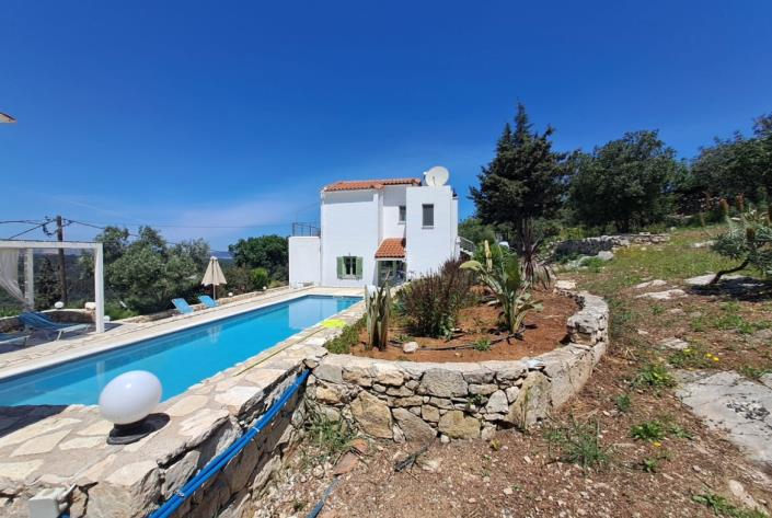 Image No.2-4 Bed Villa for sale
