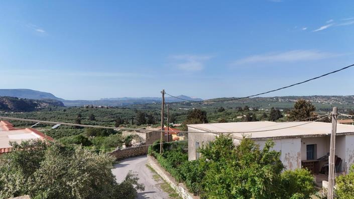 Image No.10-1 Bed House for sale