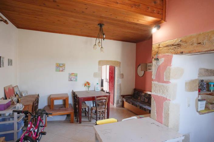 Image No.17-1 Bed House for sale
