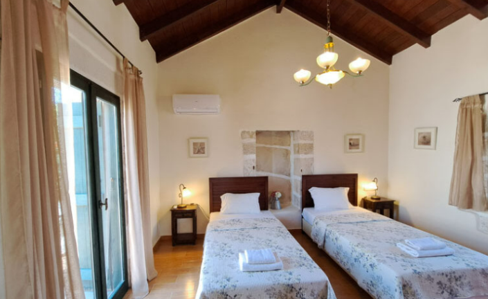 Image No.20-3 Bed Villa for sale