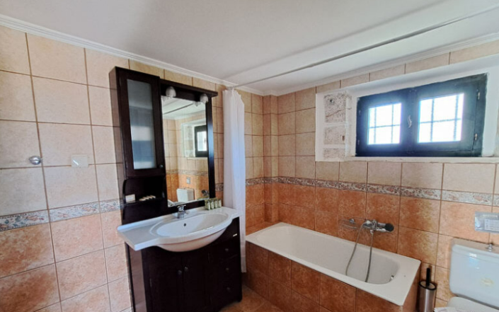 Image No.22-3 Bed Villa for sale