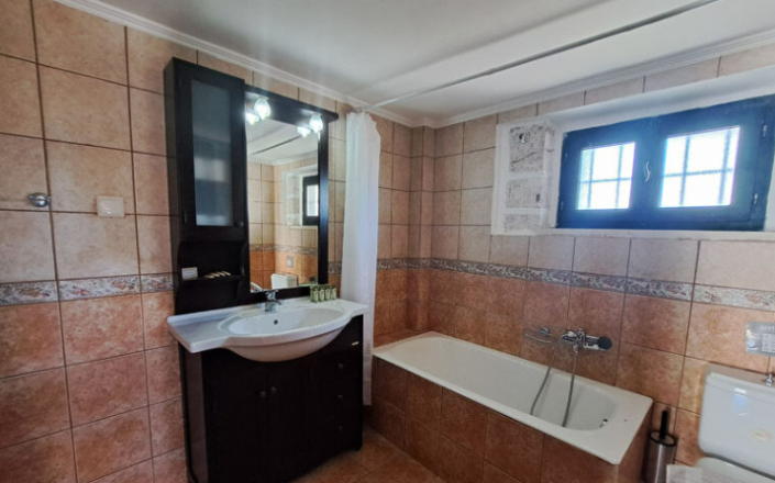 Image No.24-3 Bed Villa for sale