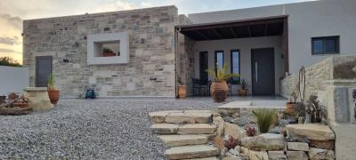 Modern-villa-for-sale-in-southern-Crete--3-