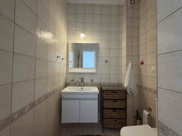 Image No.18-3 Bed House for sale