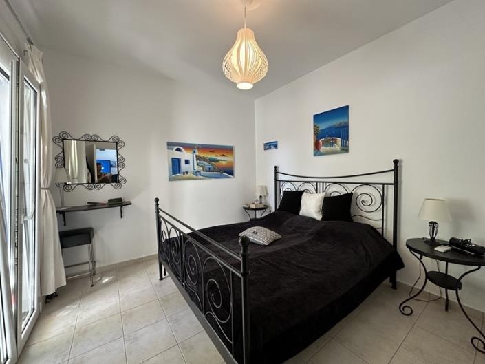 Image No.6-2 Bed House for sale