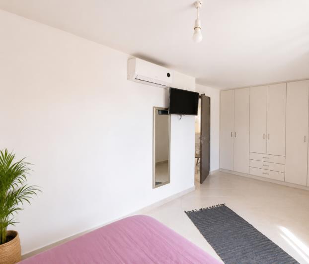 Image No.16-2 Bed Apartment for sale