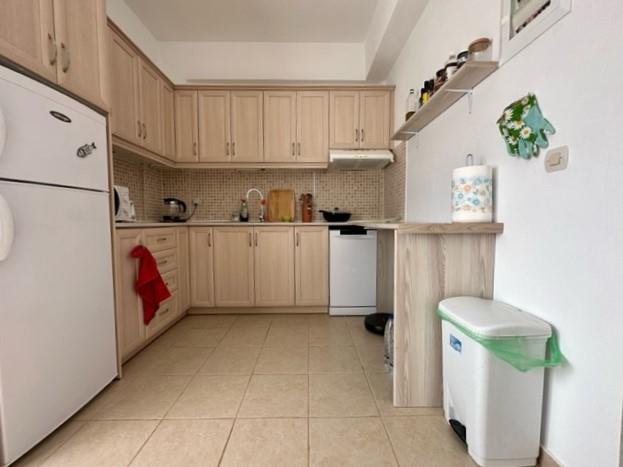 Image No.8-2 Bed House for sale