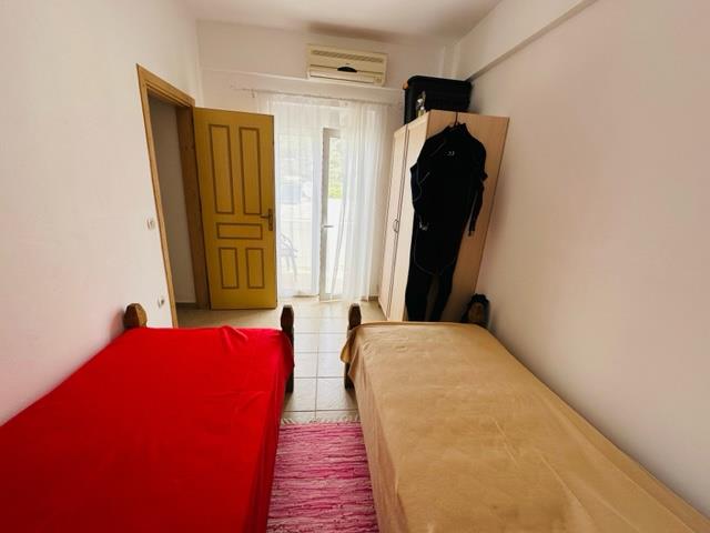 Image No.13-2 Bed House for sale
