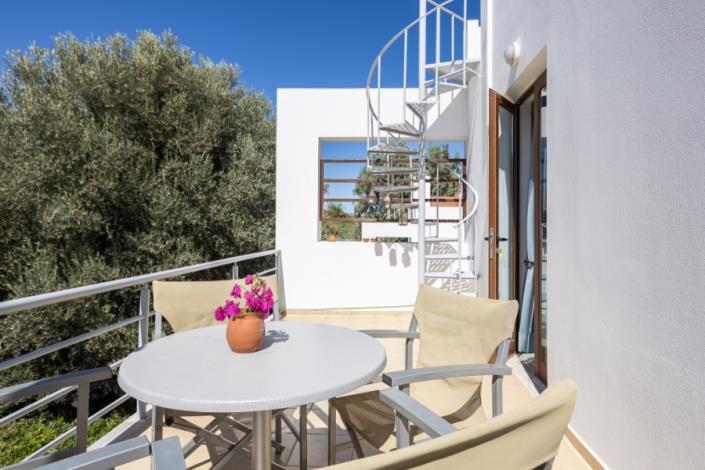 Image No.21-3 Bed Apartment for sale