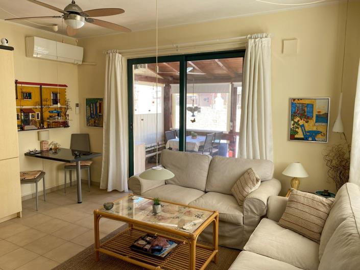 Image No.20-2 Bed Maisonette for sale