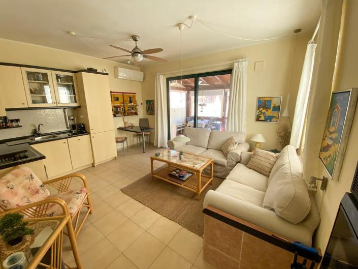 Image No.19-2 Bed Maisonette for sale