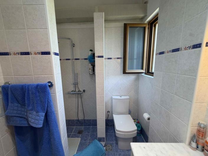 Image No.12-2 Bed Villa for sale