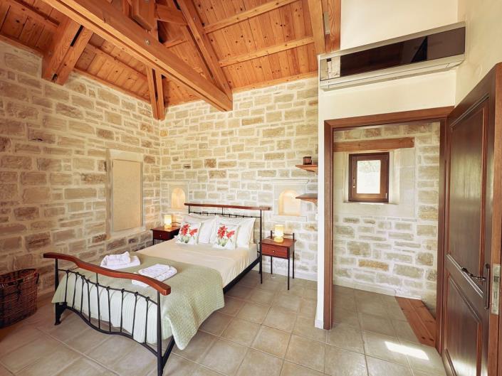 Image No.3-3 Bed Villa for sale