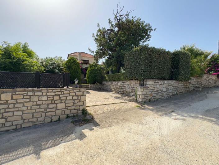 Image No.14-3 Bed Villa for sale