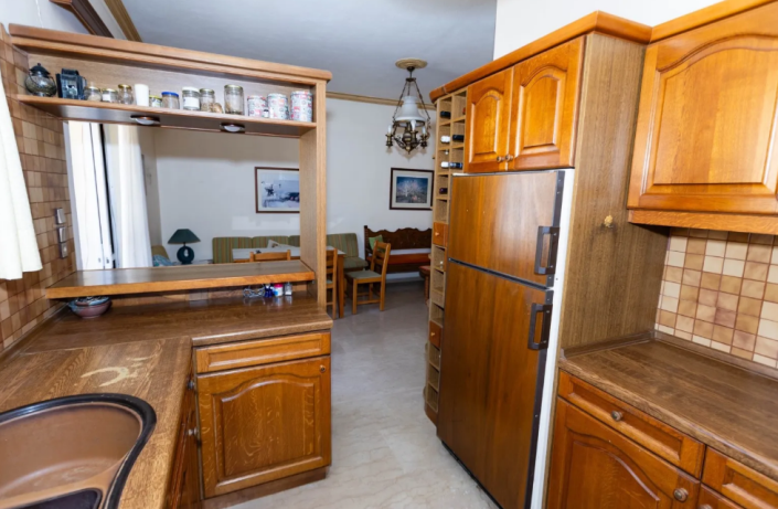 Image No.6-3 Bed House for sale