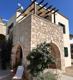 1 - Aspro, Townhouse