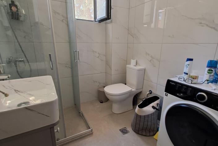 Image No.21-2 Bed Bungalow for sale