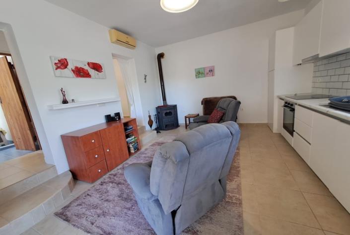 Image No.12-1 Bed House for sale