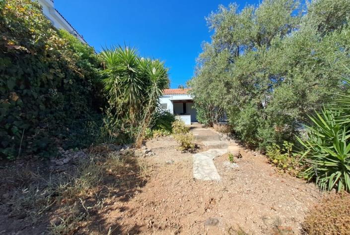 Image No.26-1 Bed House for sale