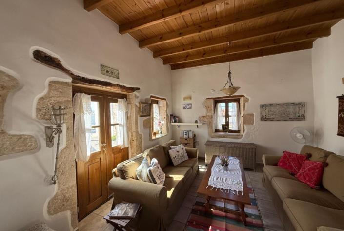 Image No.11-2 Bed House for sale