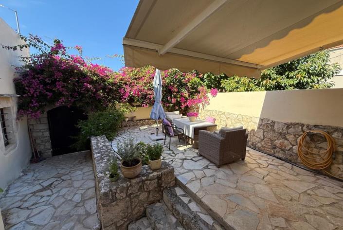 Image No.27-2 Bed House for sale
